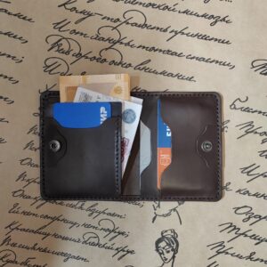 Мужской кошелек