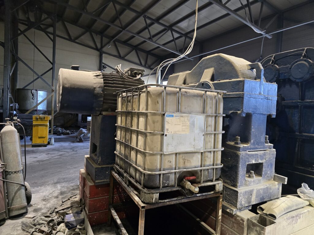 двигатель каландра